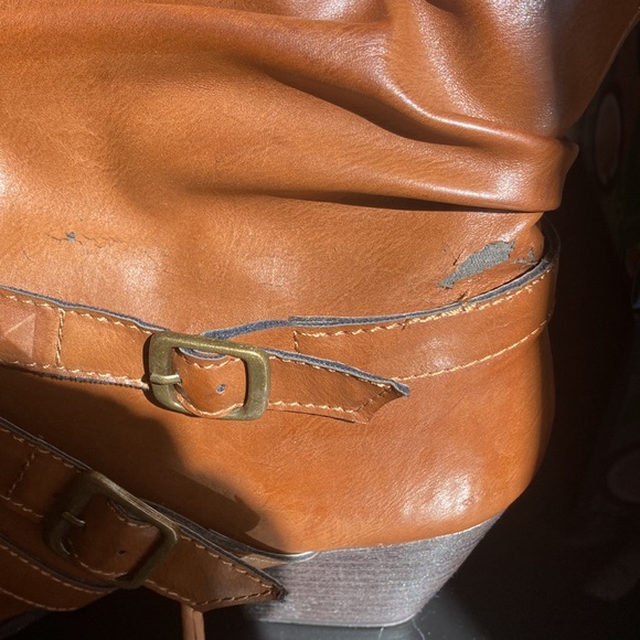 Brown boots - Picture 2 of 6